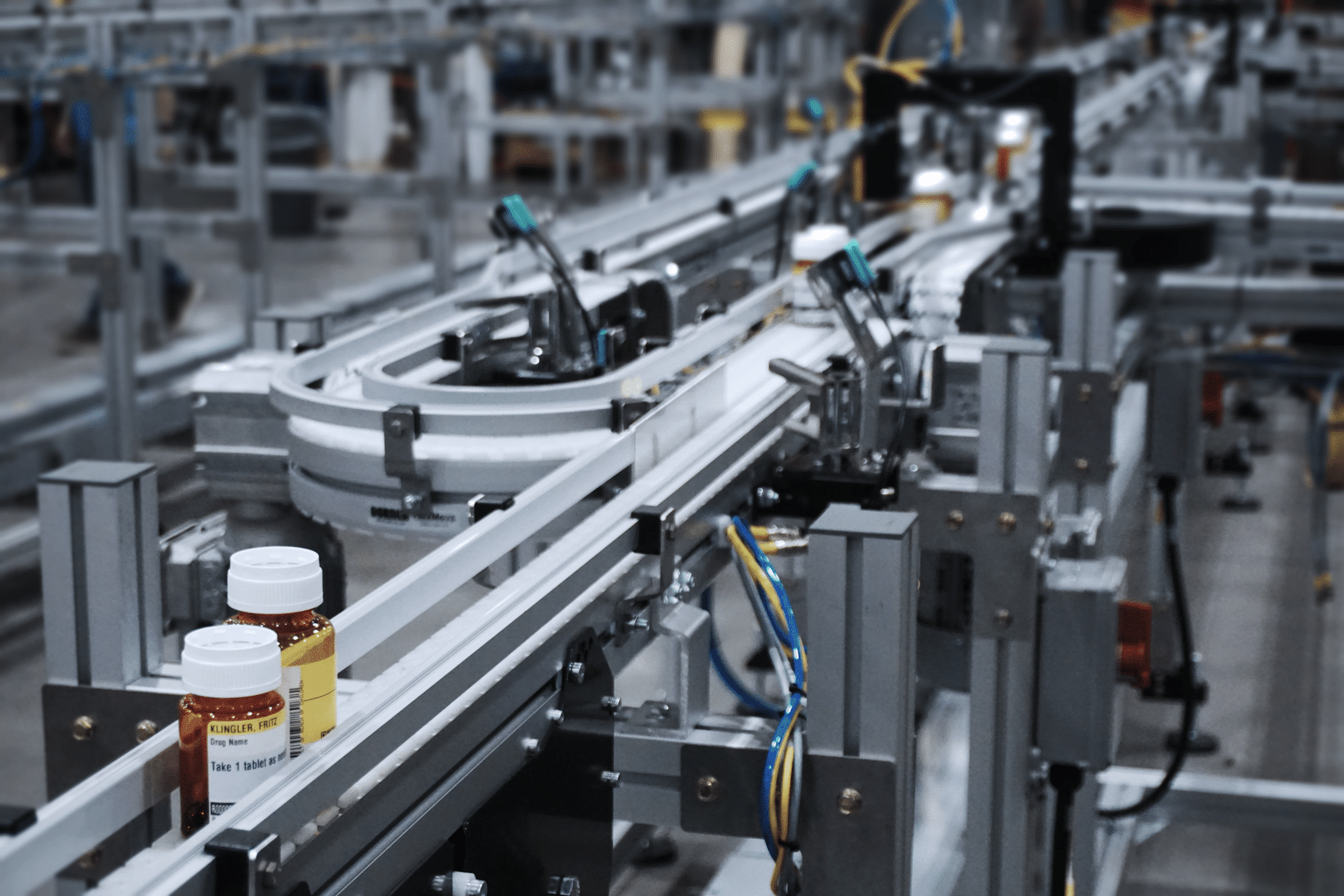 Dorner flexmove pharmaceutical conveyor system